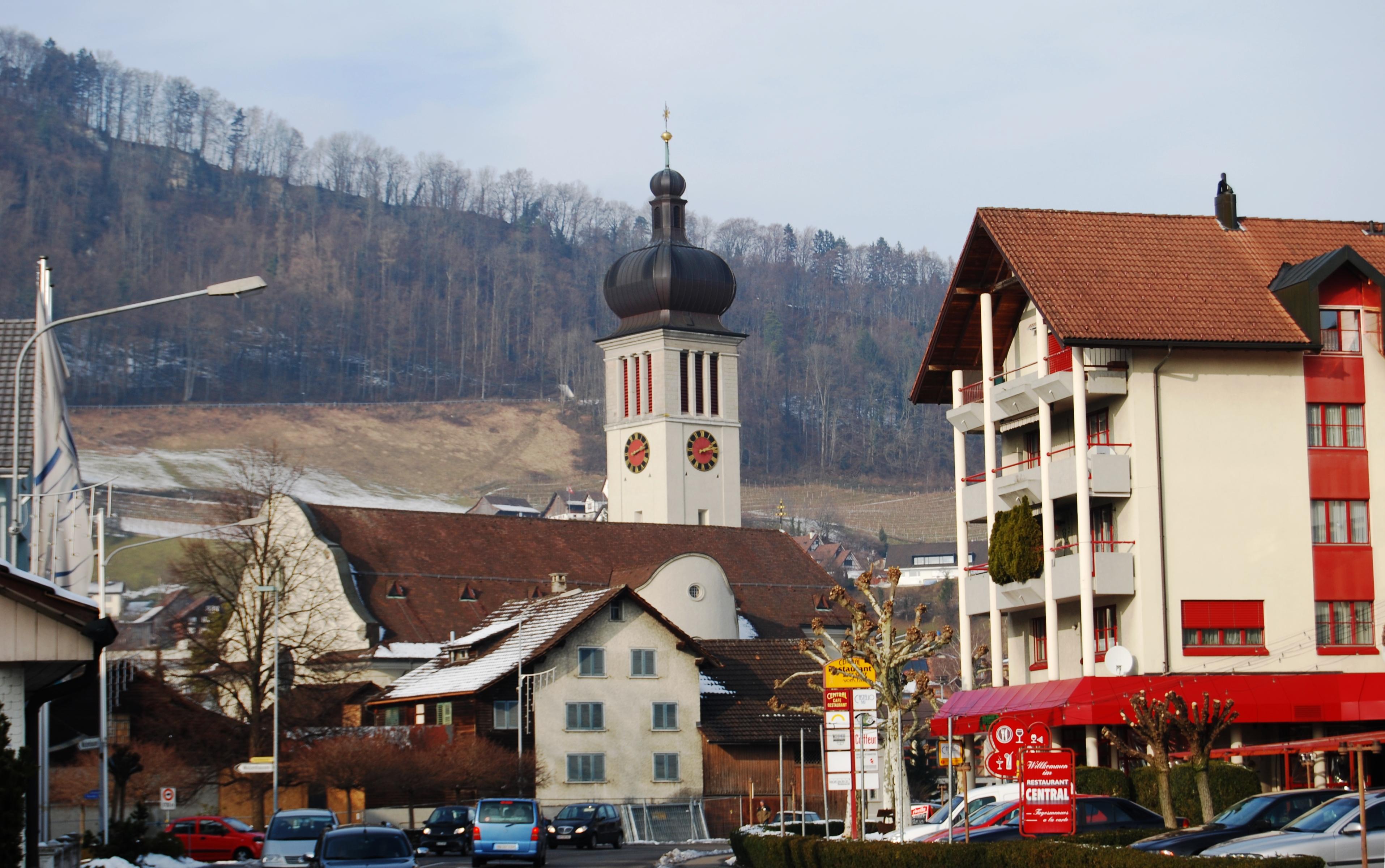 Katholische Kirche Maria Geburt