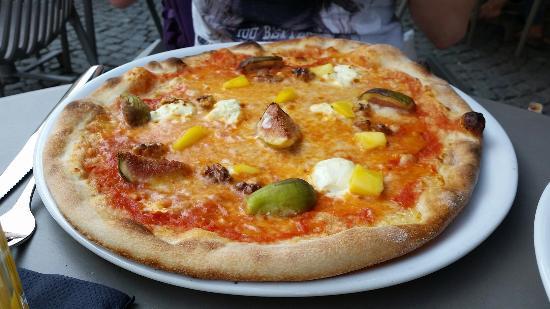 Rio - Kino Restaurant Pizza Bar
