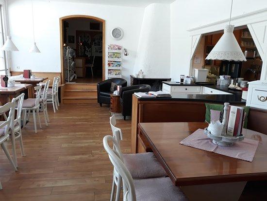 Cafe Hopker