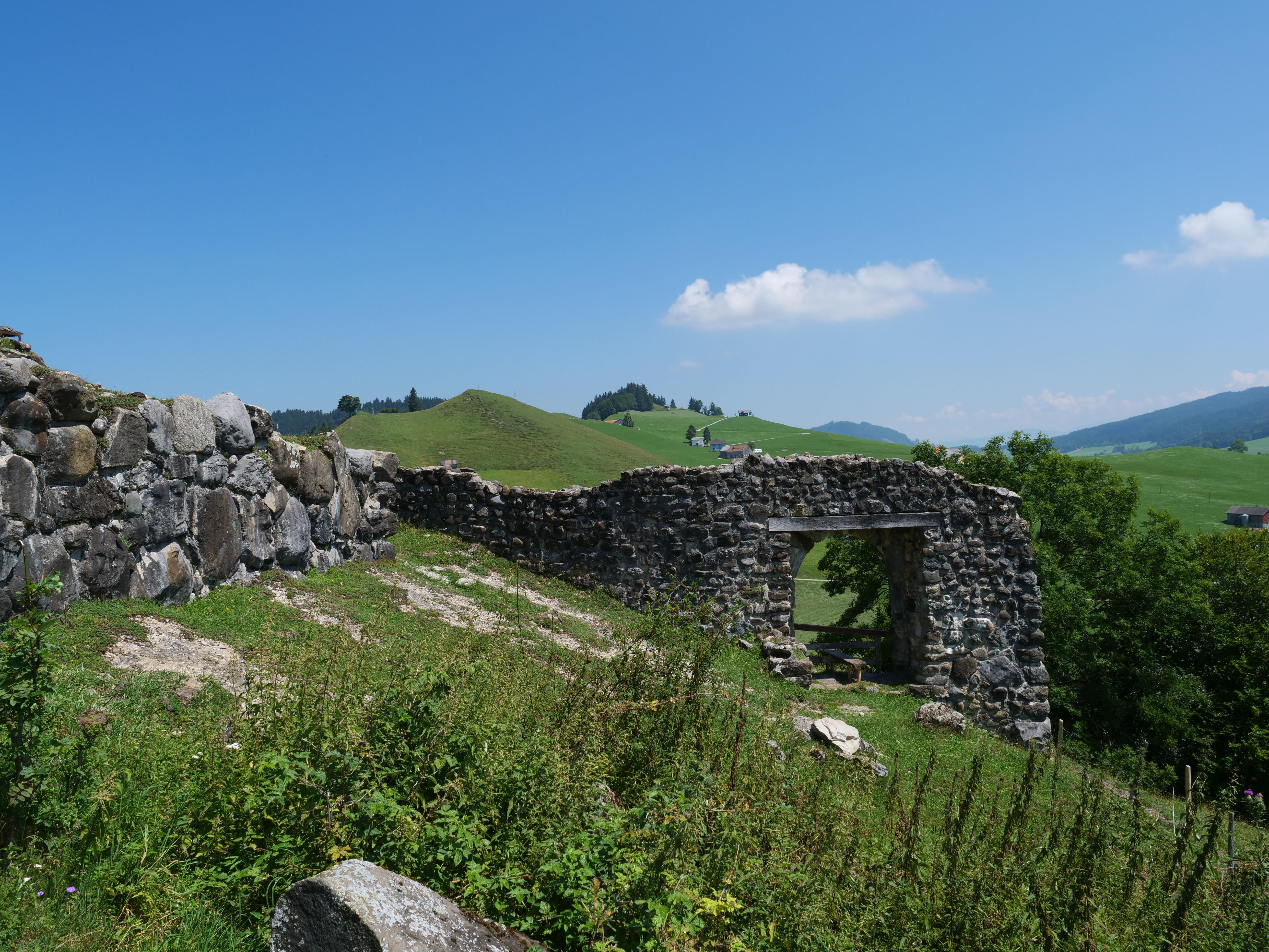 die Burgruine Clanx