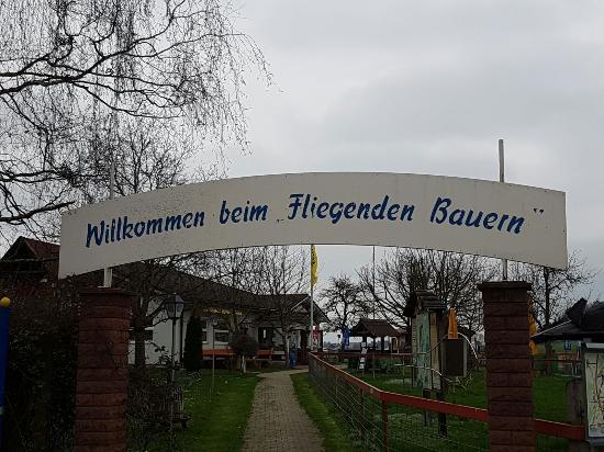 Gaststatte zum fliegenden Bauern